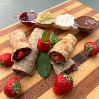 Clatita cu Nutella si capsuni