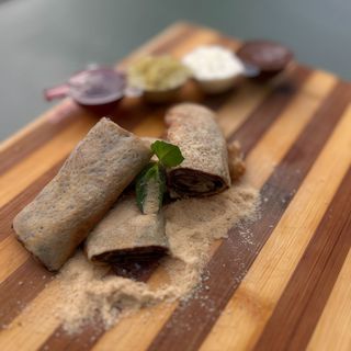 Clatita cu Nutella si biscuiti