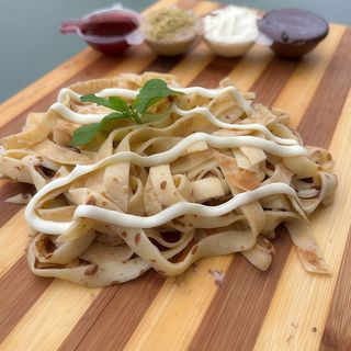 Clatite Tagliatelle - ciocolata alba