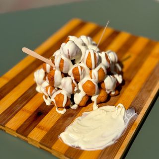 Mini gogosi cu ciocolata alba