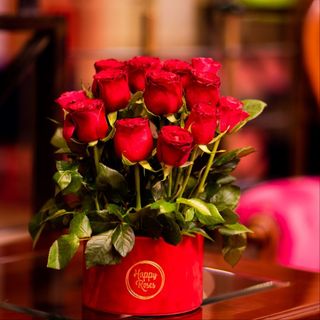 Aranjament cu trandafiri Roses Loves