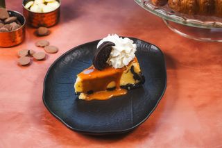 Oreo Cheese Cake with Salted Caramel