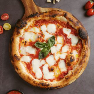Pizza MARGHERITA