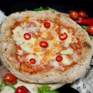 Pizza Napoletana. Diavola