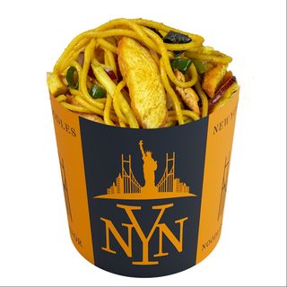 Noodles cu pui stir fry