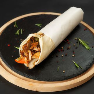 Shaorma mixtă de vită, curcan și pui la Lipie (360g)