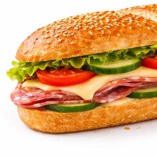 Sandwich Cu Salam De Sibiu