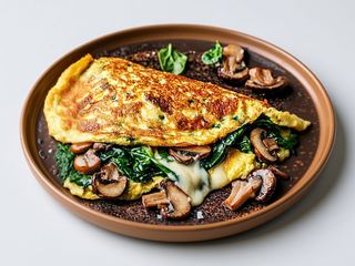 Omleta cu Ciuperci,Spanac si Feta & Mix Greens