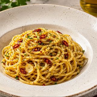 PASTA AGLIO, OGLIO & PEPERONCINO