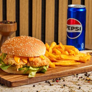 Meniu Crispy Burger