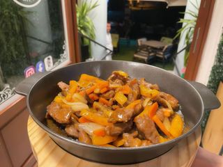 Vită la plită încinsă cu orez 