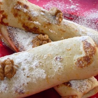 Clătite cu miere și nucă