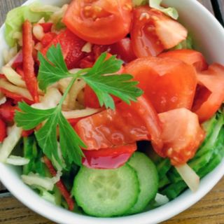 Salată asortată de crudități