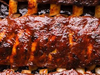 Coaste de Porc cu sos BBQ