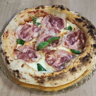 Pizza Gourmandu-lui
