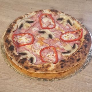 Bacon Pizza