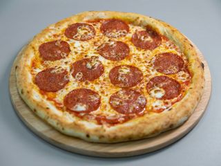 Pizza Pepperoni mica Ø32cm