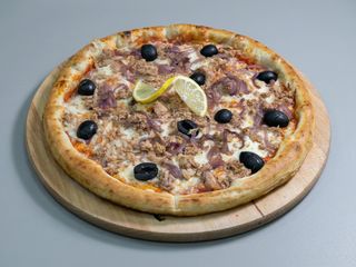 Pizza Tono e Cipola mare Ø40cm