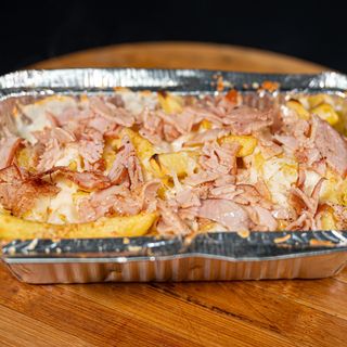 Cartofi la cuptor Cu usturoi, bacon, si mozzarella