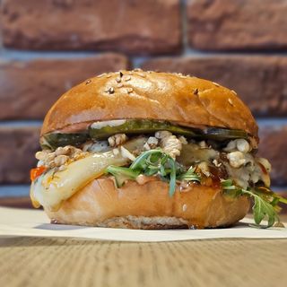 Supreme Burger
