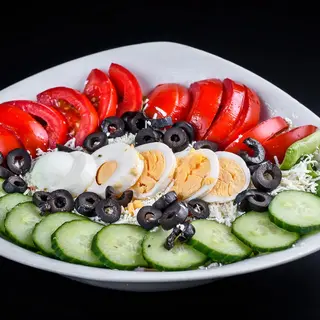 Salata Bulgareasca