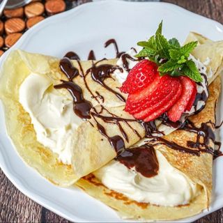 Clatite cu nutela si mascarpone