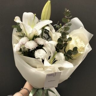Buchet Silver Petals