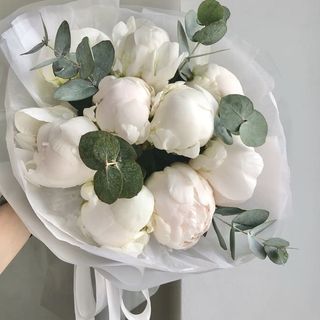 Buchet Peony Magic