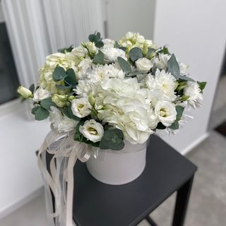 Aranjament Gilded Blossom