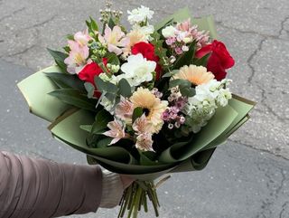 Buchet Wildflower Whimsy