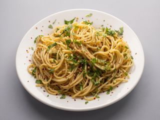 Spaghete Aglio e Olio