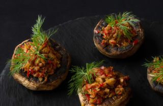 Ciuperci umplute la cuptor