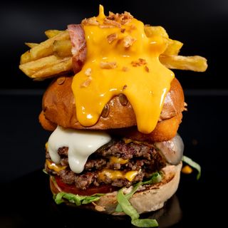 Dawi's Triple X Burger