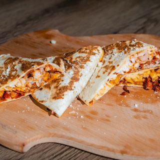 Quesadilla cu pui