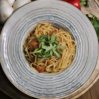 SPAGHETE CU PESTO SI ROSII- 350 gr