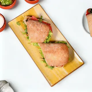 Sandwich cu ton