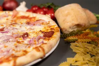 Pizza Ungureasca