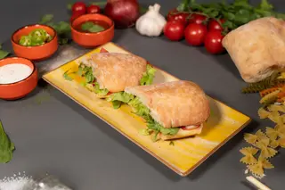 Sandwich cu salam dulce