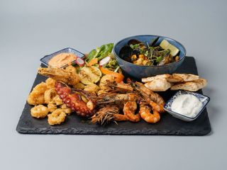 Platou fructe de mare - 2 persoane 1.1kg