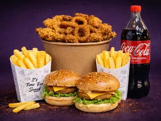 Family Bucket + Coca Cola 1 litru