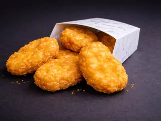 6 CHICKEN NUGGETS