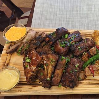 Platou Bucovinean - 6 persoane - 3000 G