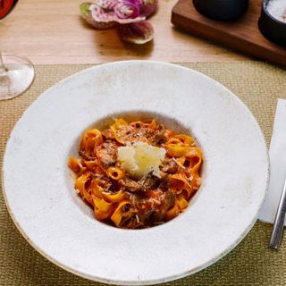 PASTE CU FILLET DE VITA - 360 g