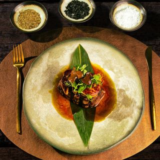 Beef tenderloin with foie gras and truffle sauce  – 300g