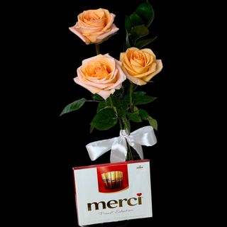 Trandafiri peach cu ciocolata Merci