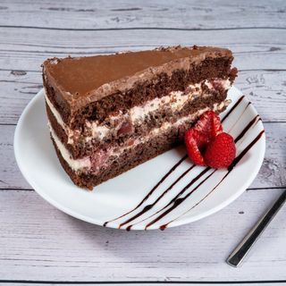 Tort de ciocolată cu vișine