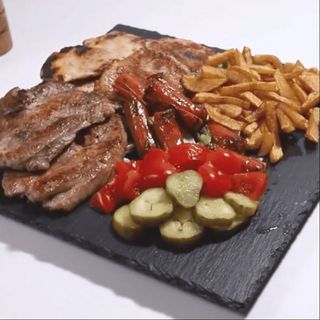Platou GRILL pentru 2 persoane 1000 Gr.