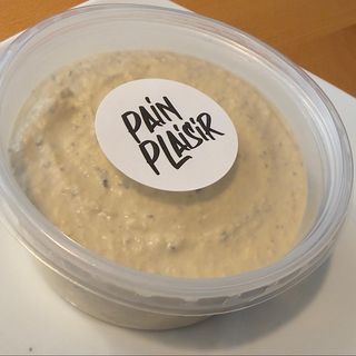 Hummus cu trufe