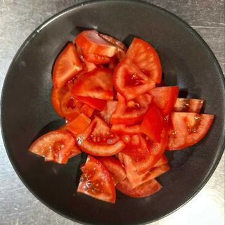 Salata de rosii