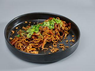 Noodles cu Carne de Porc